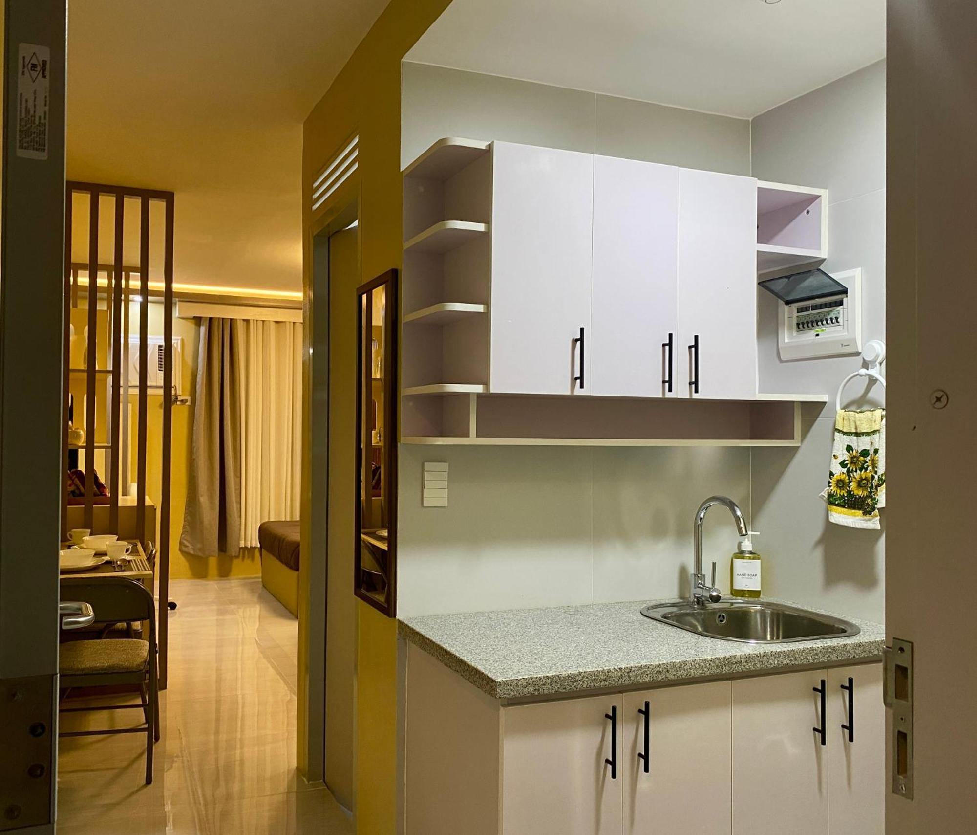 Gbf Premium Suite-Rm 207 Twin Hearts Residences 1 Roxas City Buitenkant foto